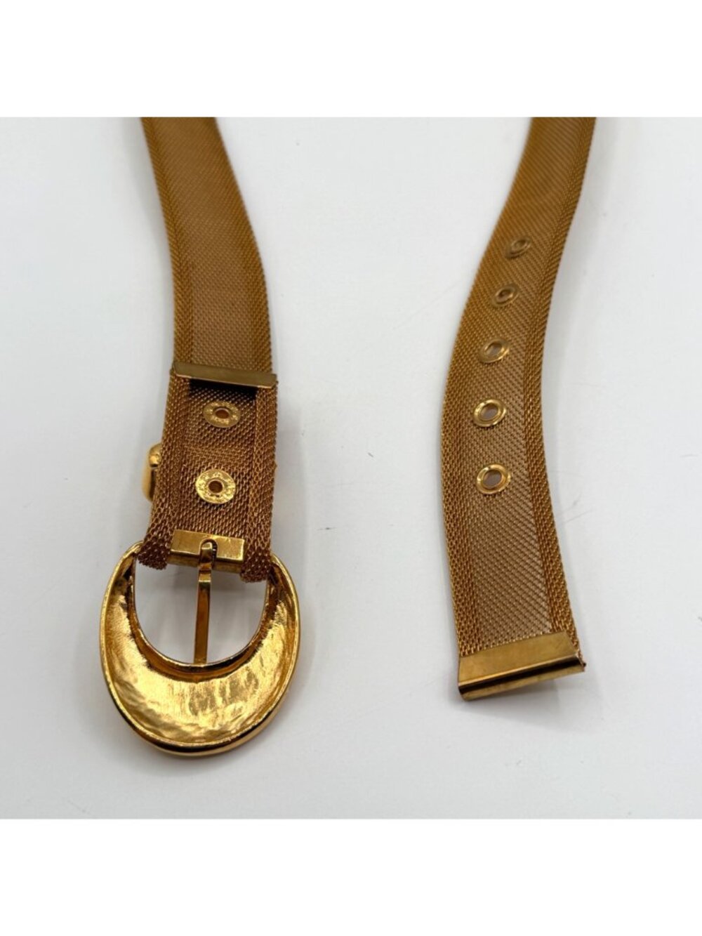 Vintage Gold Tone Mesh Metal Retro Disco Belt - Picture 4 of 4